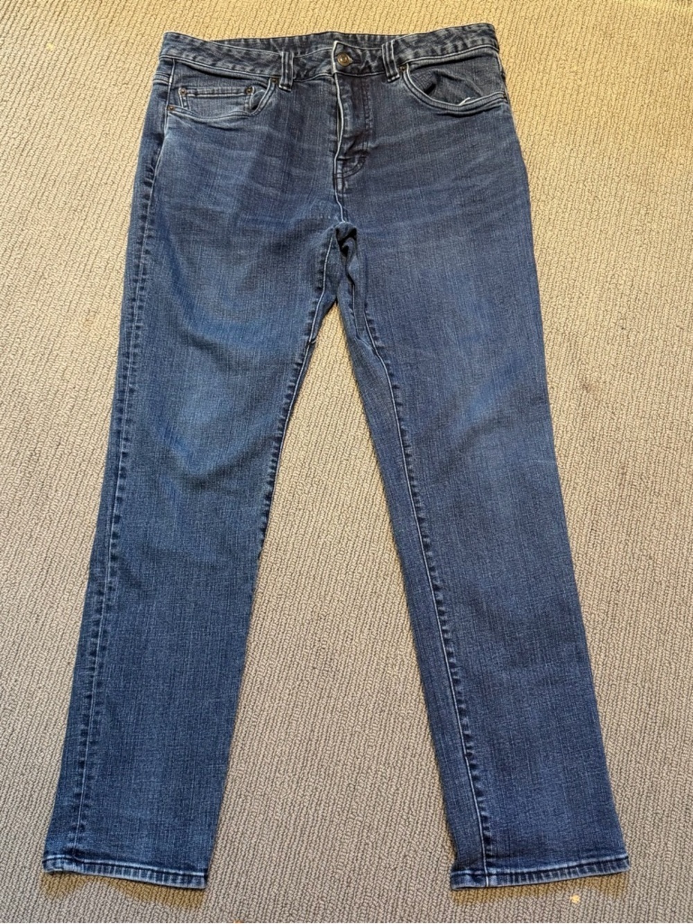 Prana Men's Slim Jeans in Dark Blue Wash - Picture 4 of 7